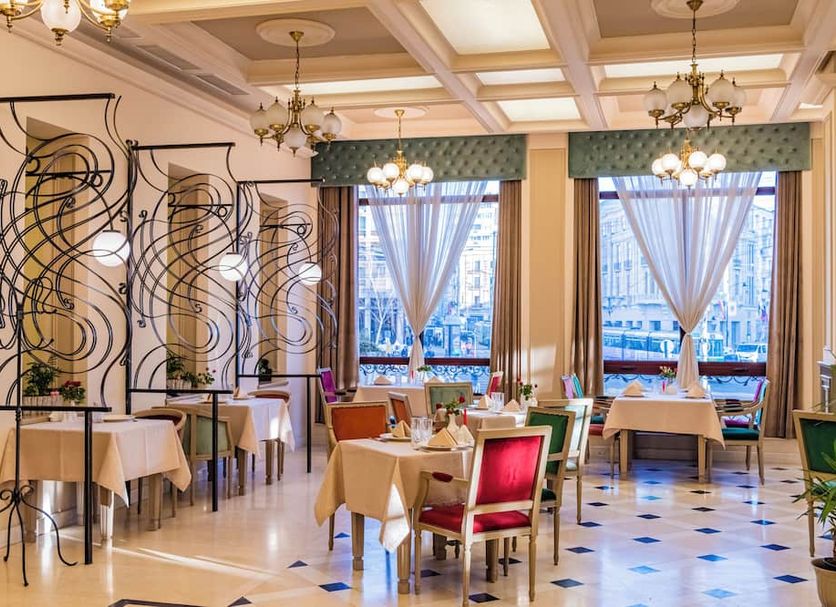 Restaurant Photo