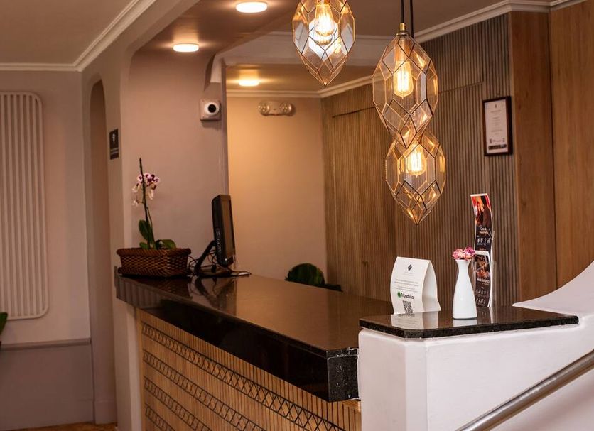 Front desk Photo