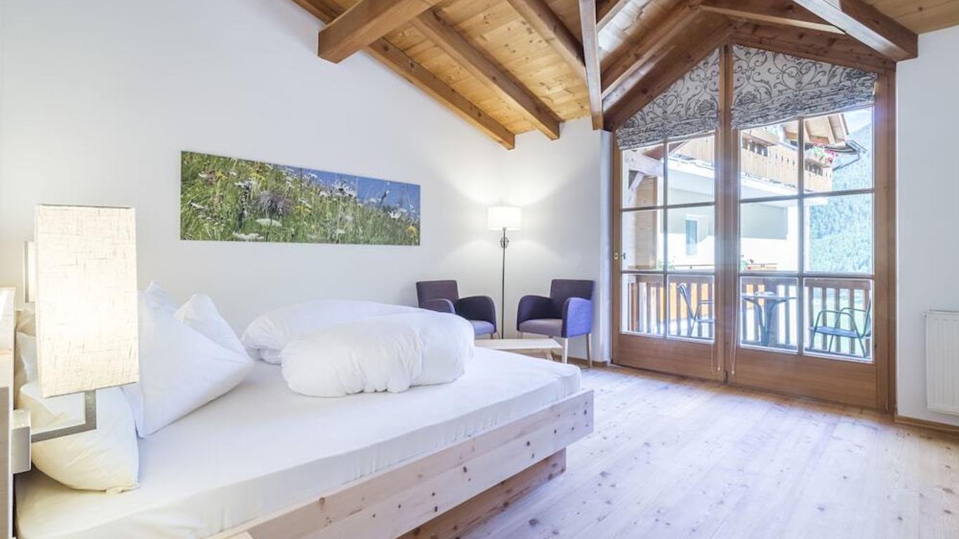Tonzhaus Hotel