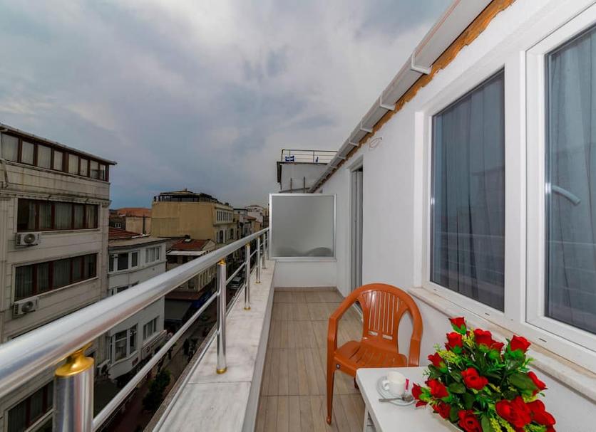 Balcony Photo