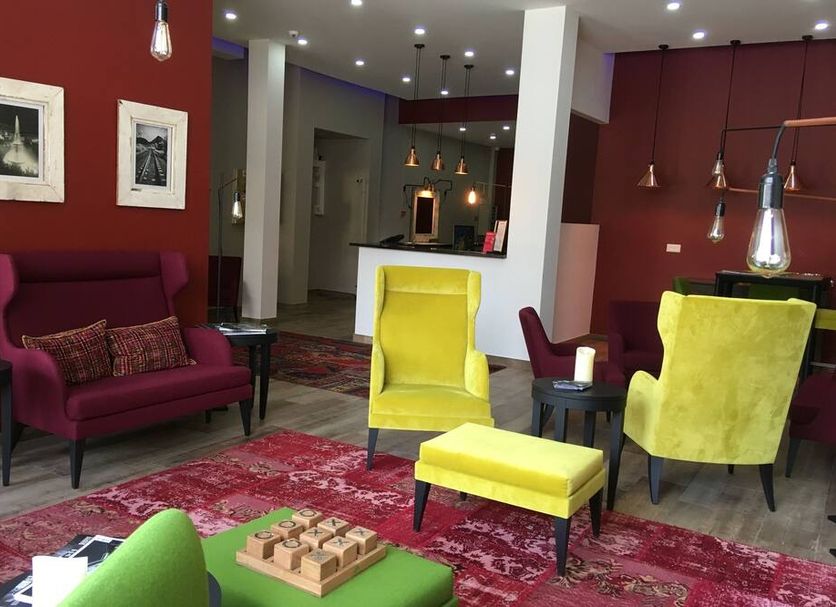 Lounge Photo