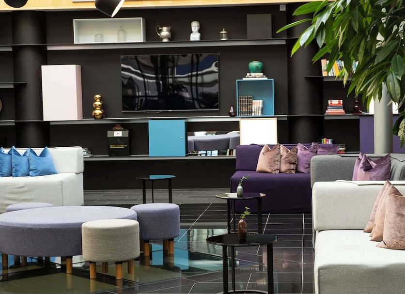 Lounge Photo