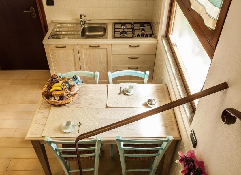 Dining room Photo