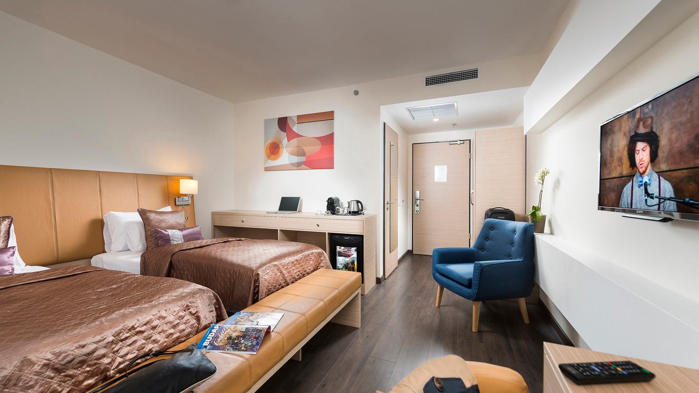 Bo33 Hotel Family & Suites