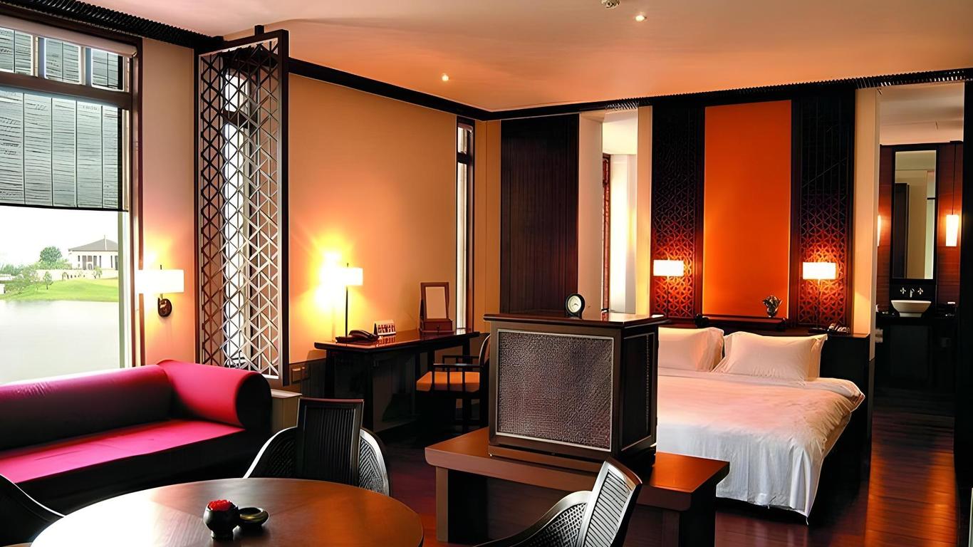 Fuchun Resort