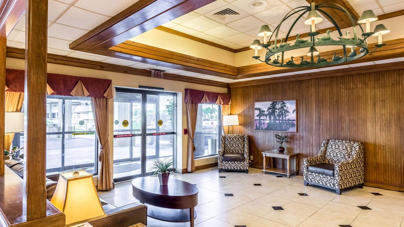 Quality Inn and Suites Baton Rouge West - Port Allen
