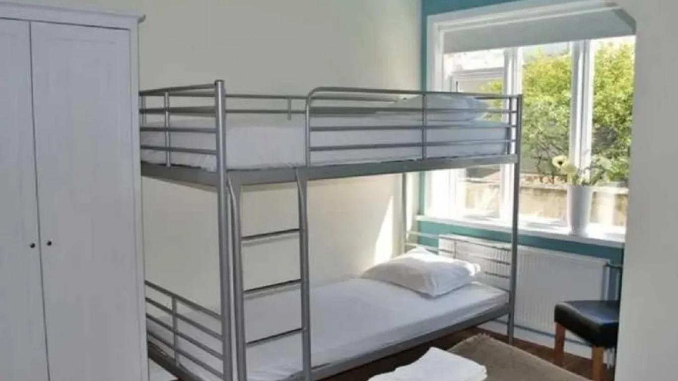Domus Guesthouse