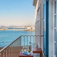 Amphora Hotel