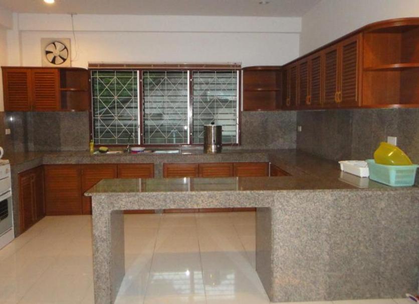 Kitchen Photo