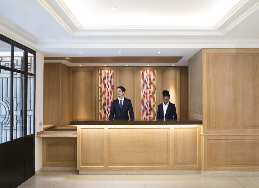 Front desk Photo