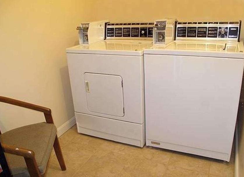 Laundry facility Photo