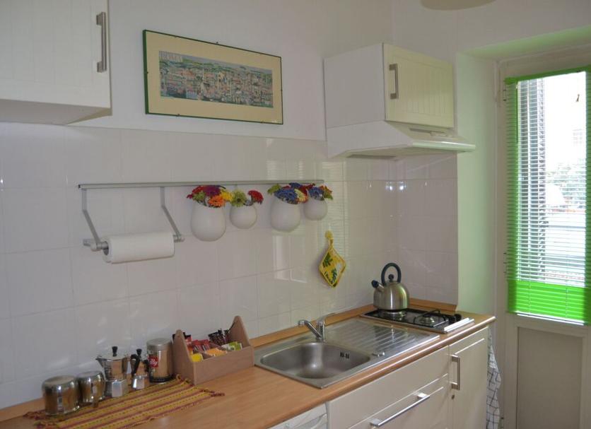 Kitchen Photo