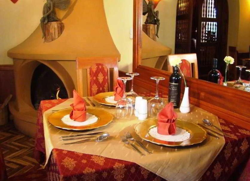 Dining room Photo
