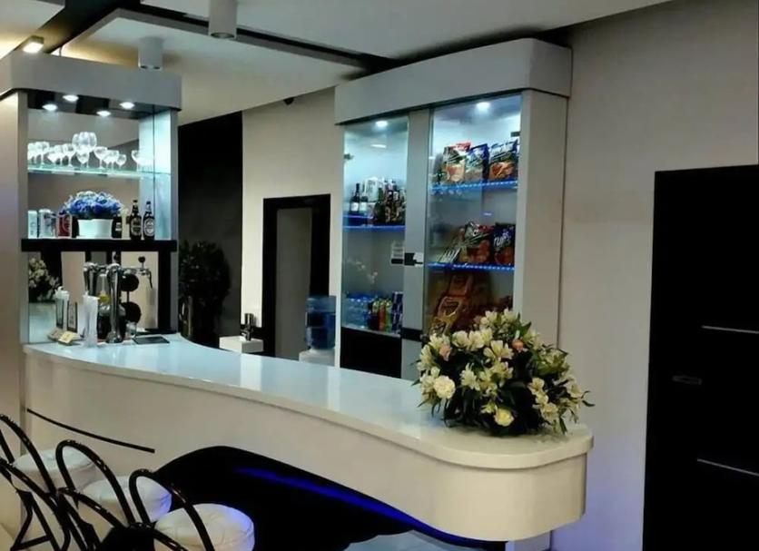 Bar Photo