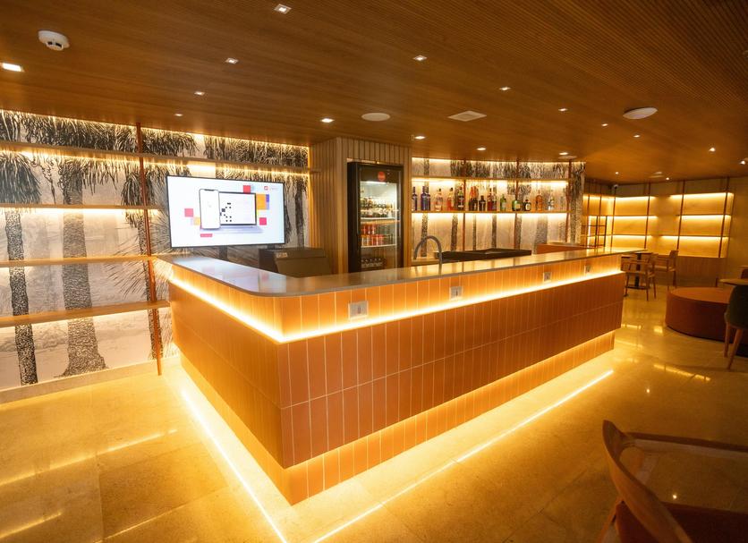 Bar Photo