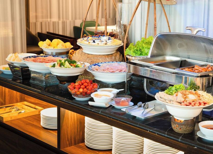 Buffet Photo