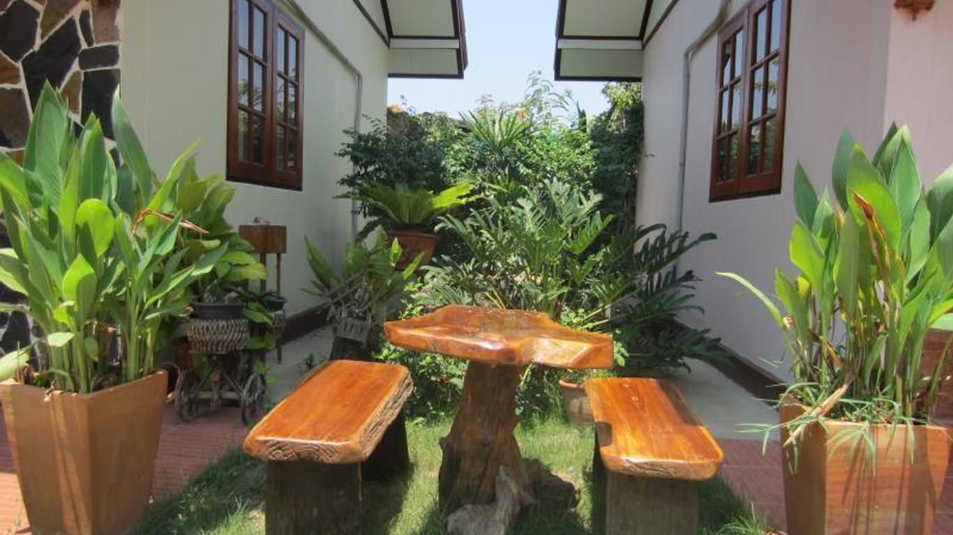 Chuan Chom Guesthouse