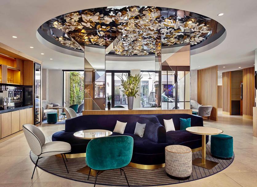 Lounge Photo