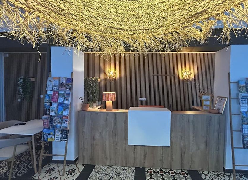 Front desk Photo