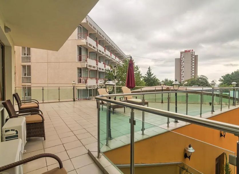 Balcony Photo
