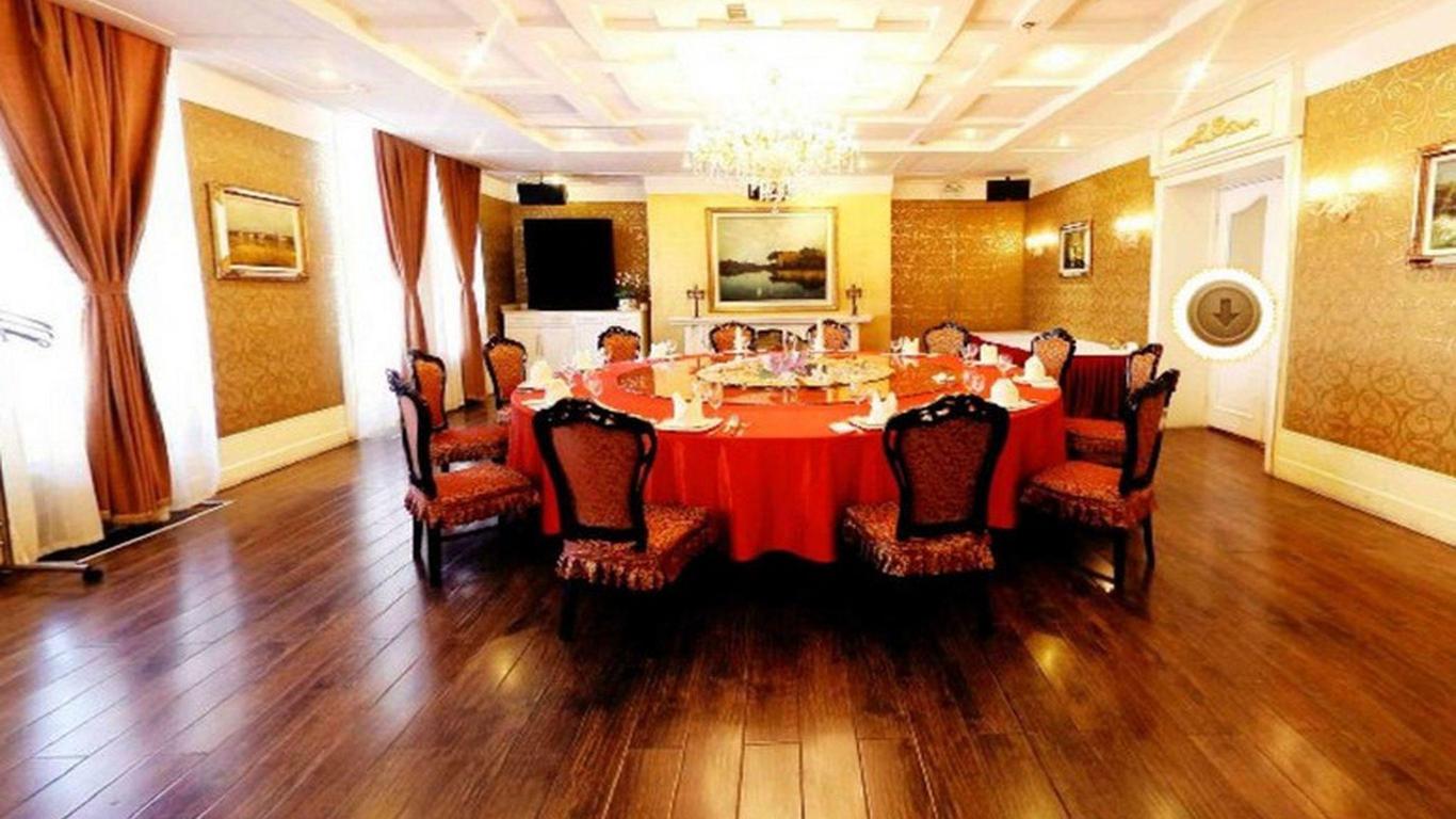 Modern Hotel
