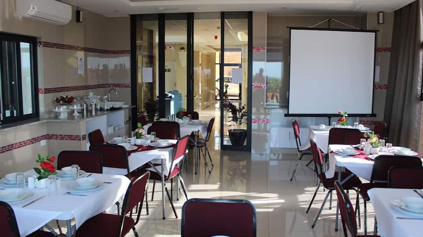 Royal Ushaka Hotel Morningside