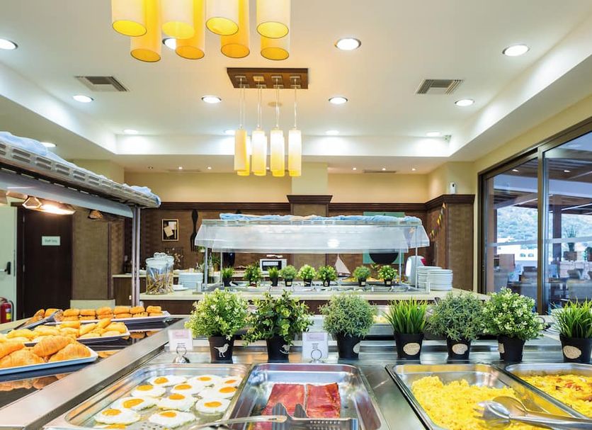 Buffet Photo