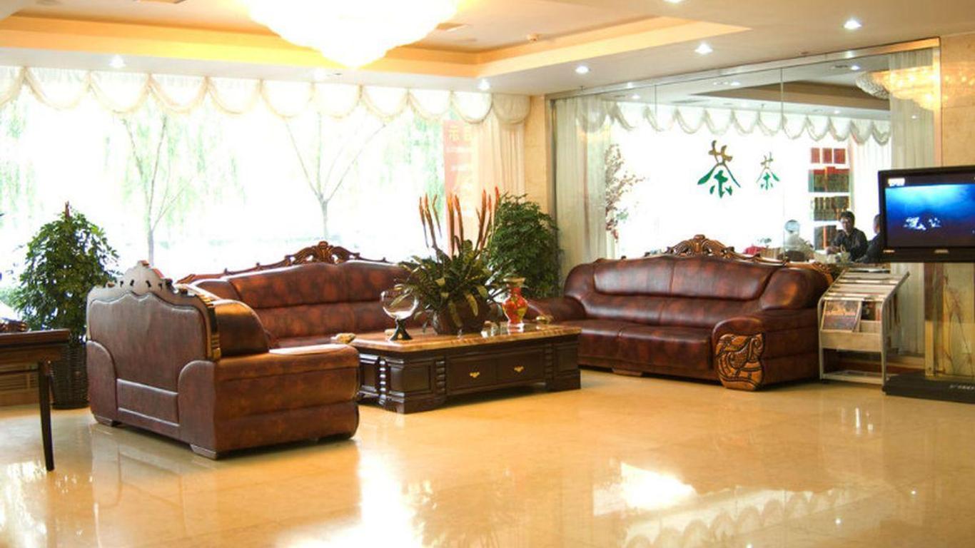 Longjian Du Business Hotel