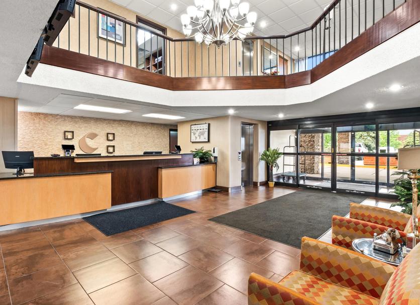Front desk Photo