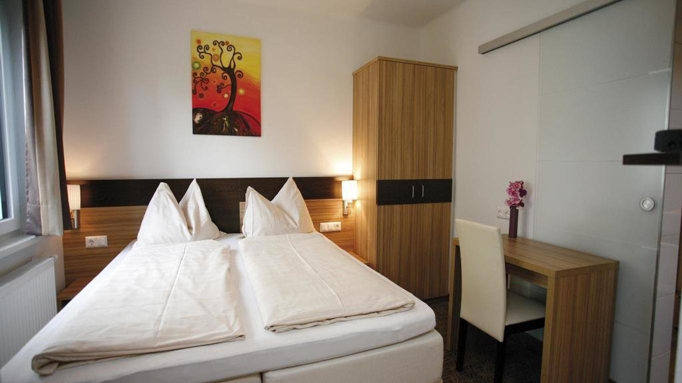 Hotel Diana