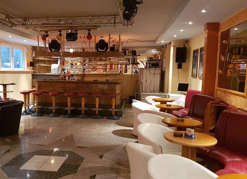 Bar Photo