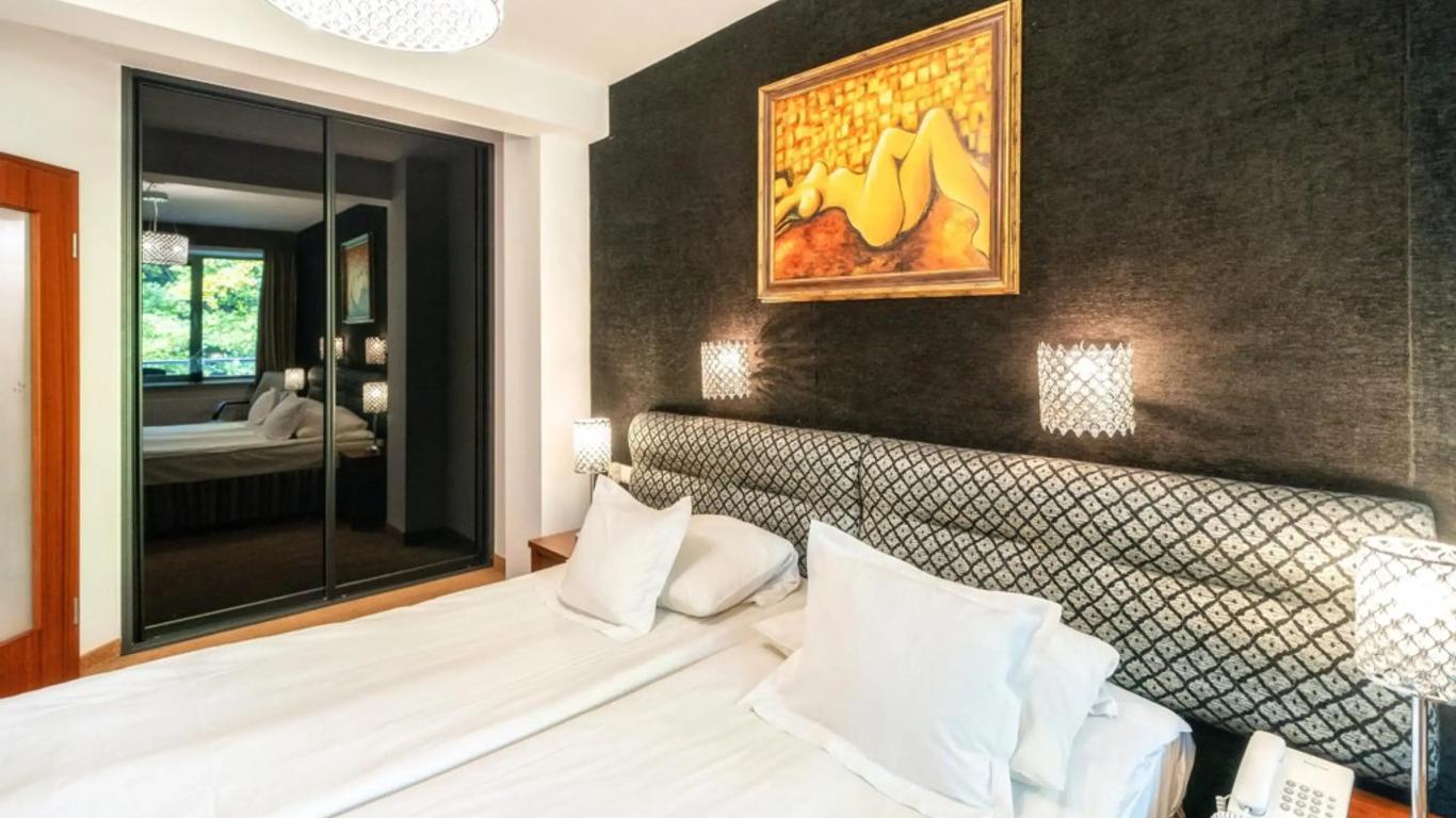 Hotel Murowanica