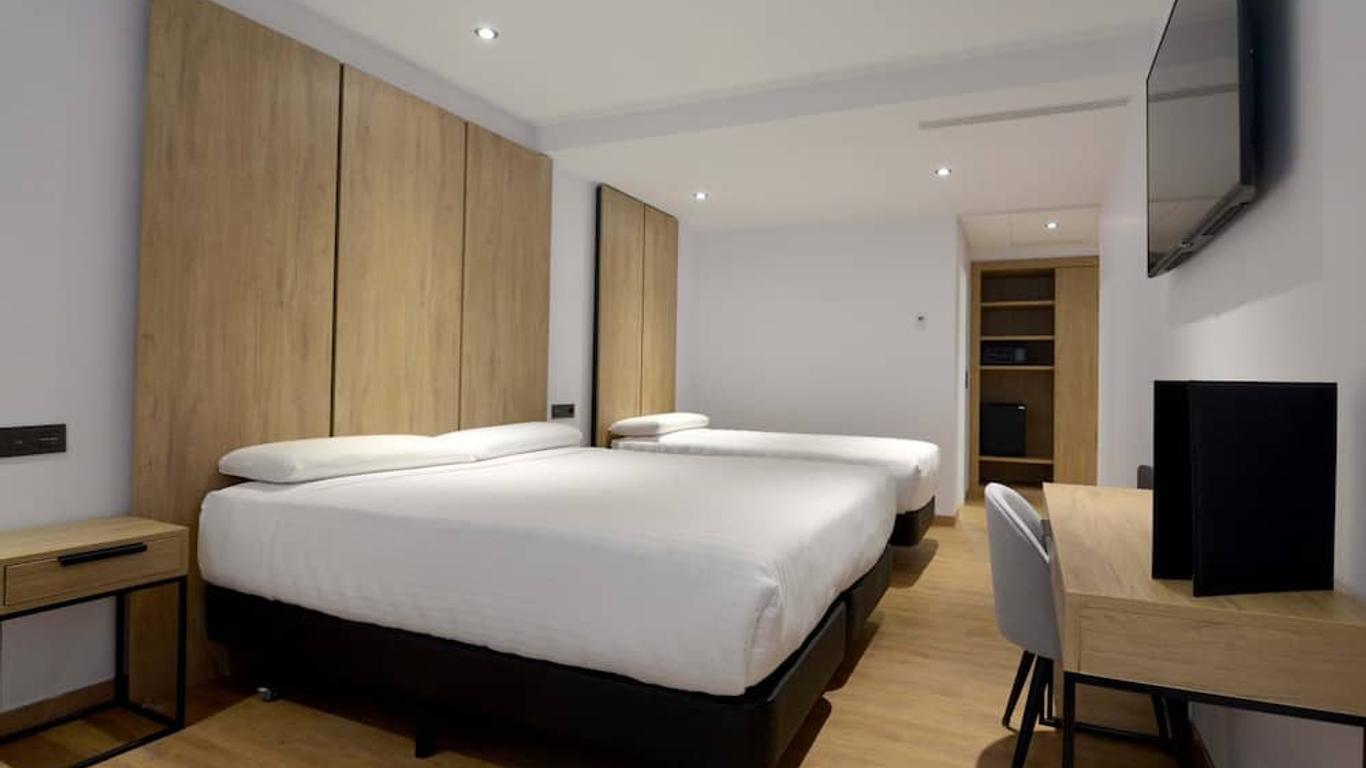 AHM Aparthotel Marcenado