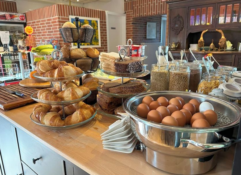 Buffet Photo