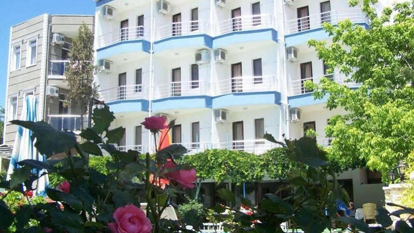 Golden Beach Hotel
