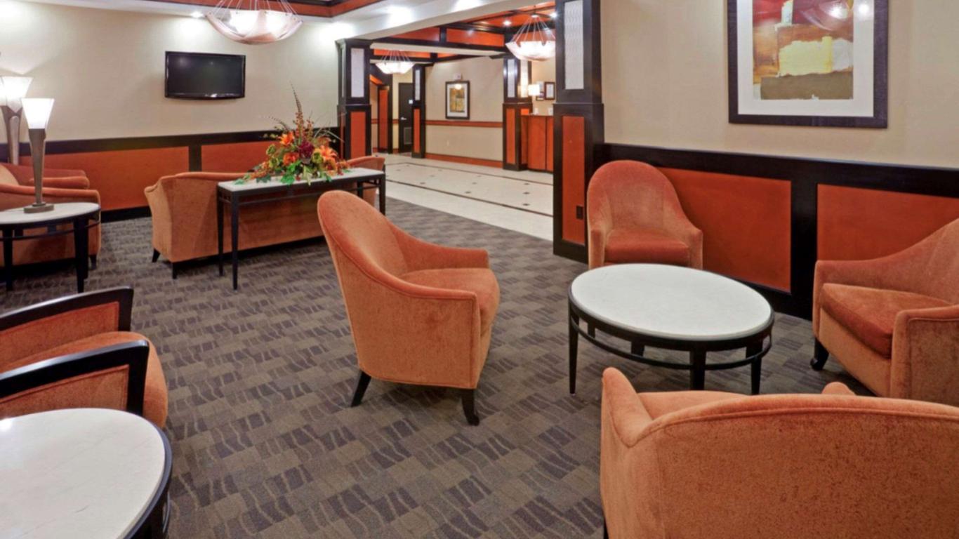 Comfort Inn & Suites Dallas Medical-Market Center