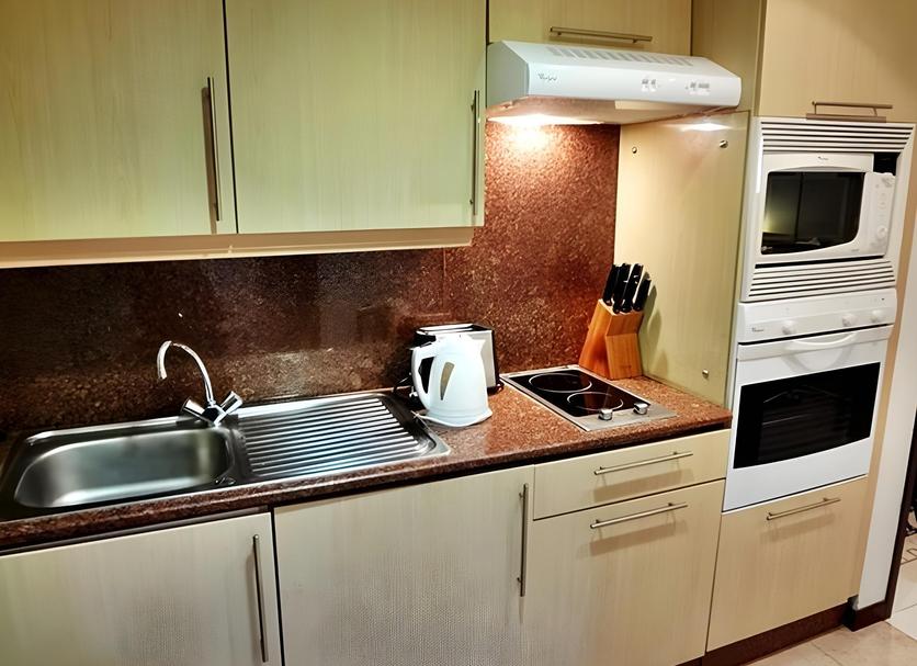 Kitchen Photo