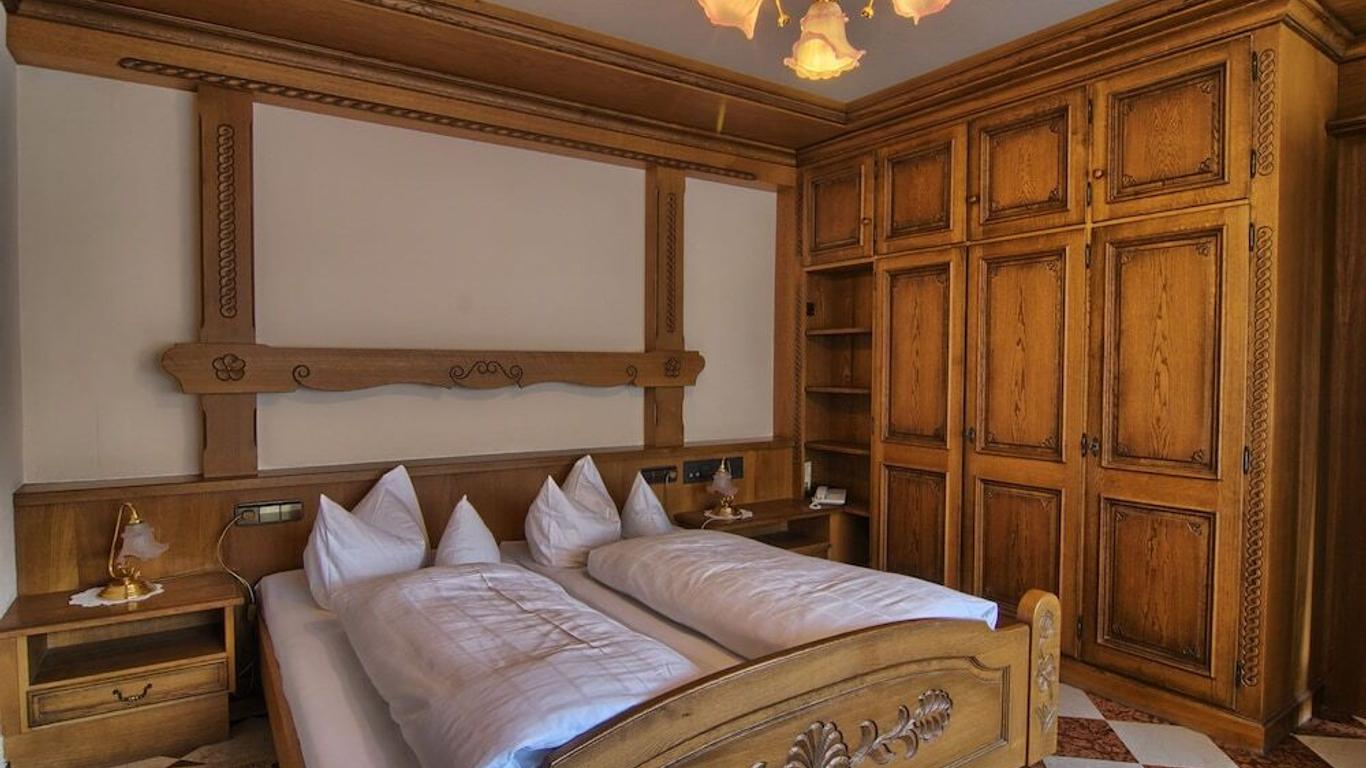 Hotel Hirsch