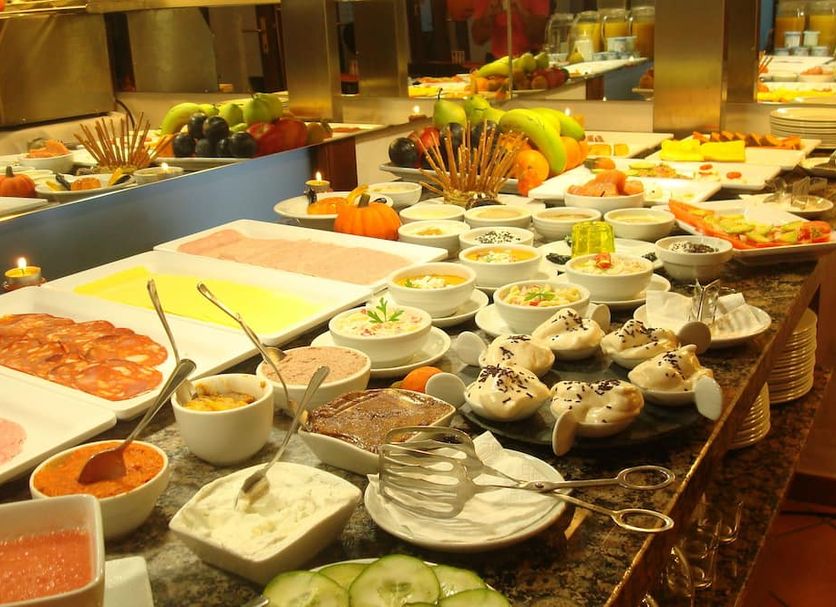 Buffet Photo