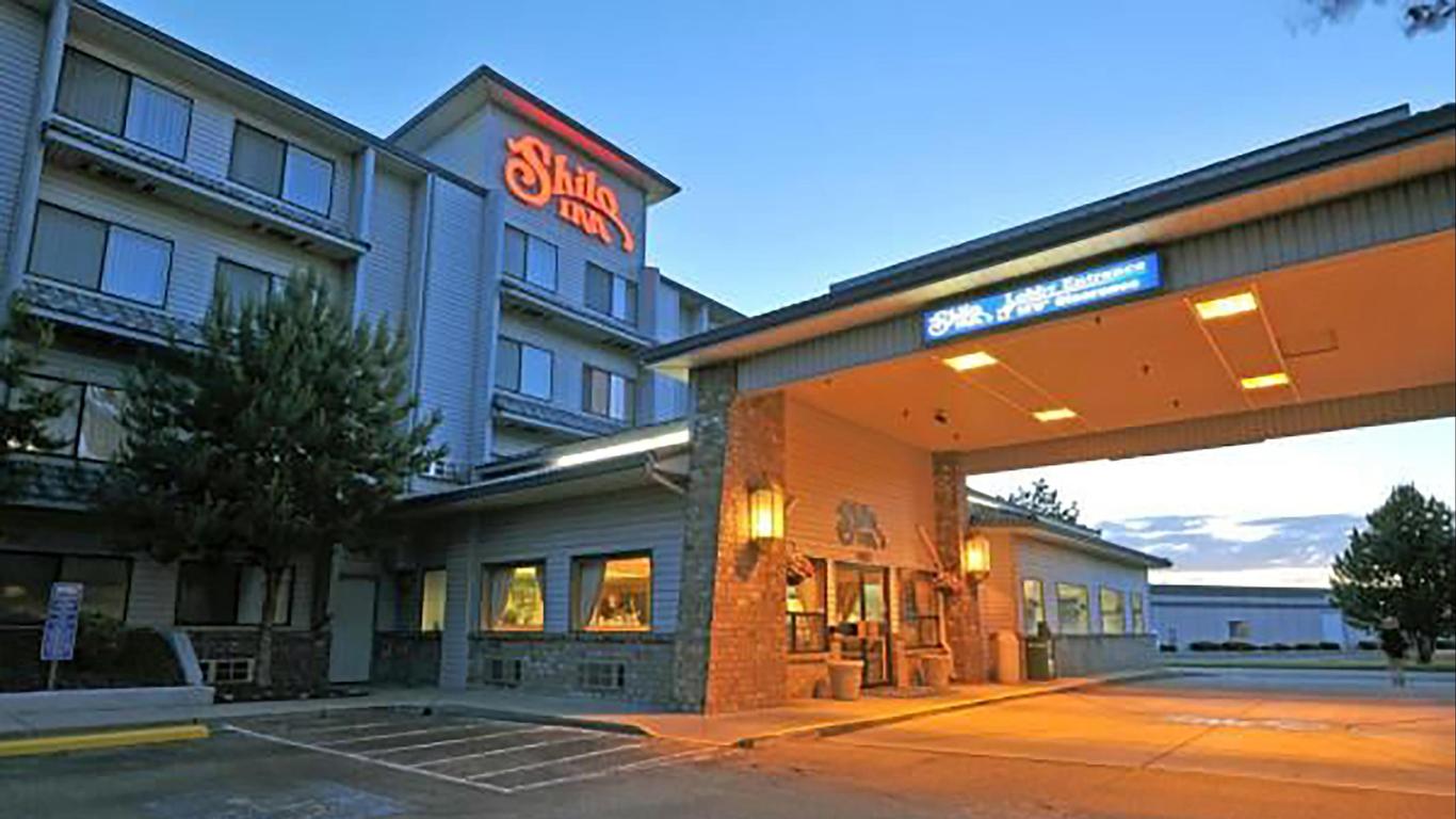 Shilo Inn Suites Hotel - Nampa Suites