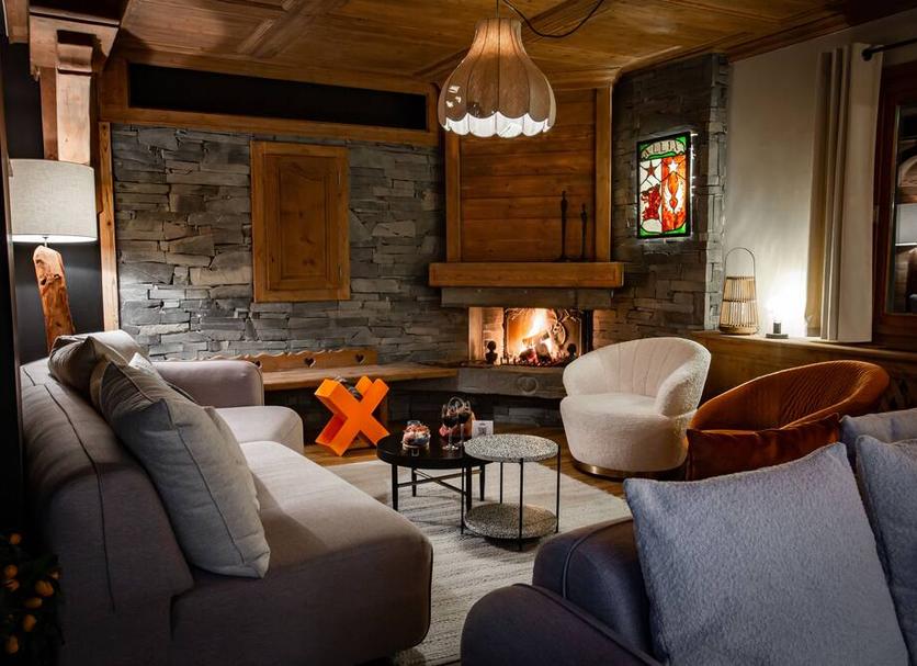 Lounge Photo