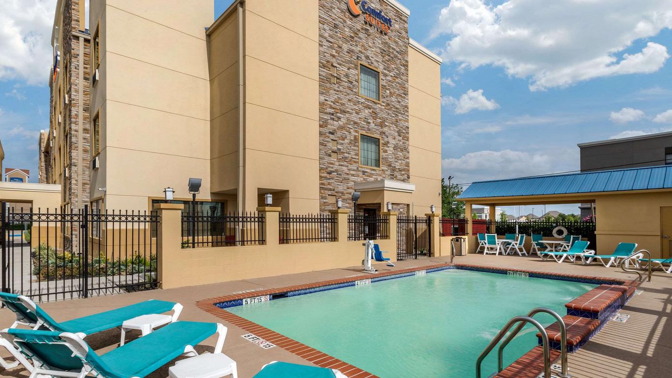 Comfort Suites Baytown