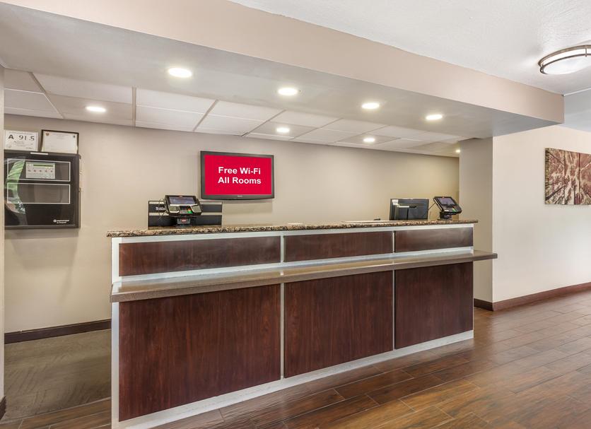 Front desk Photo