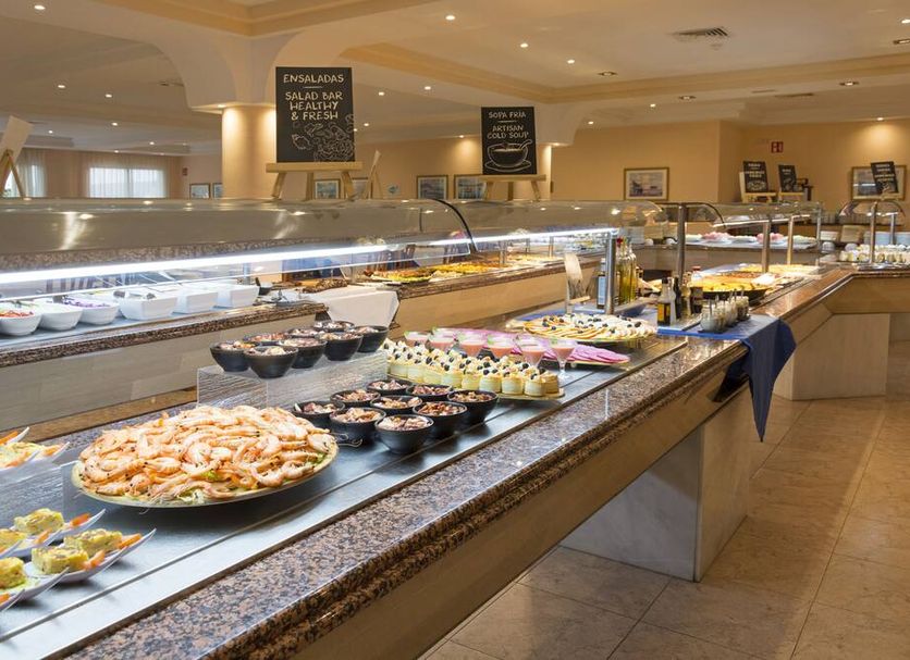 Buffet Photo