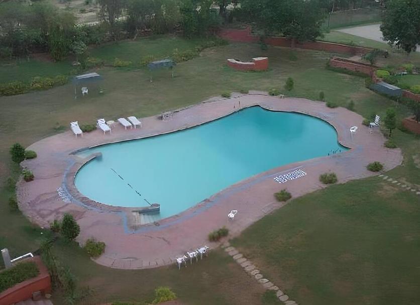Pool Photo