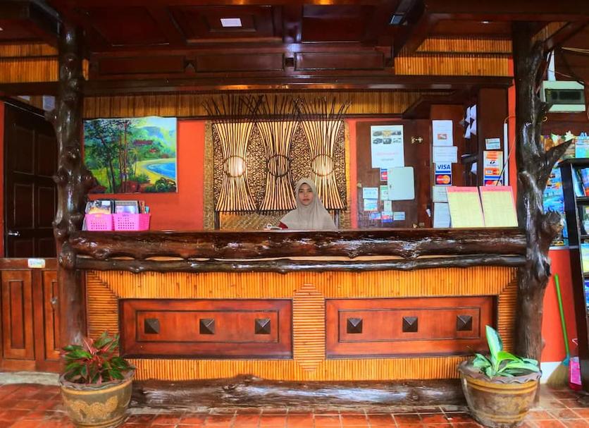 Front desk Photo