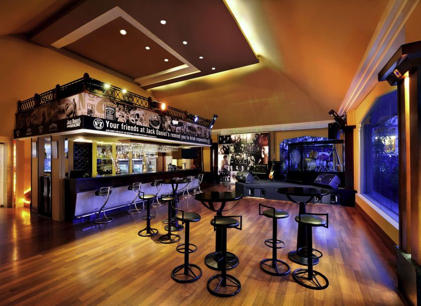 Bar Photo