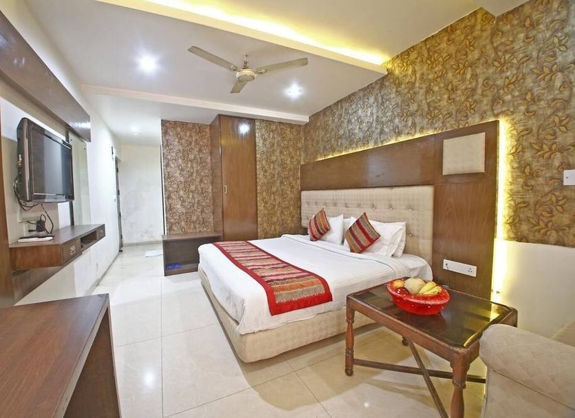 Bedroom Photo