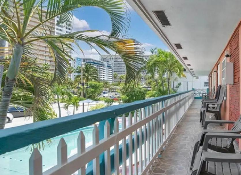Balcony Photo