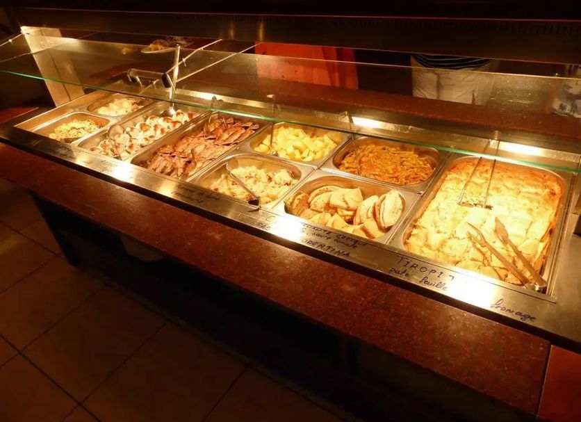 Buffet Photo